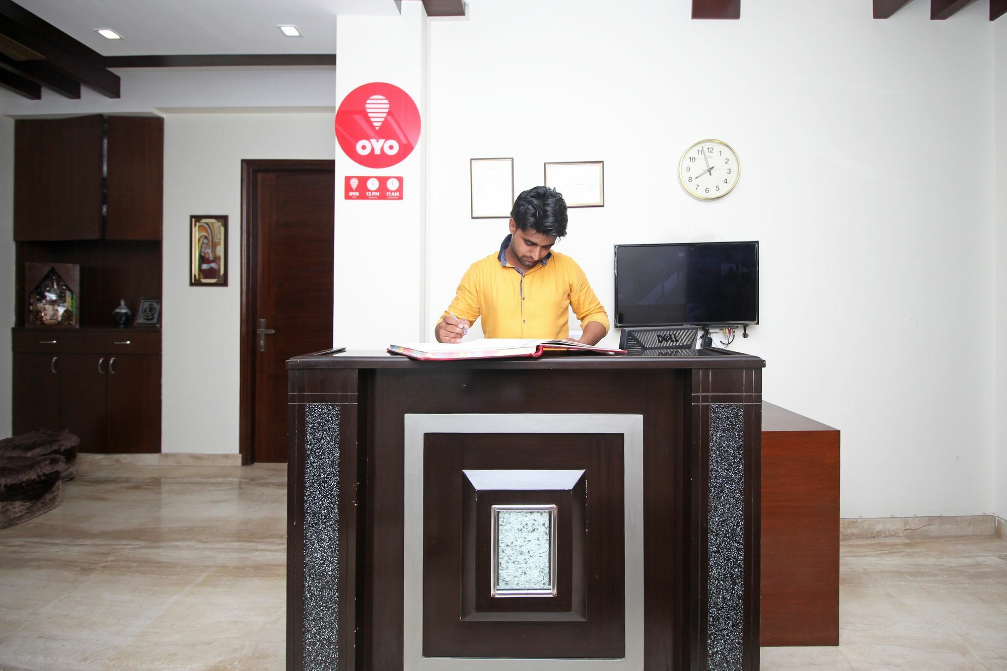 Fabhotel Mannat Residency Sec 52 Γκουργκάον Εξωτερικό φωτογραφία