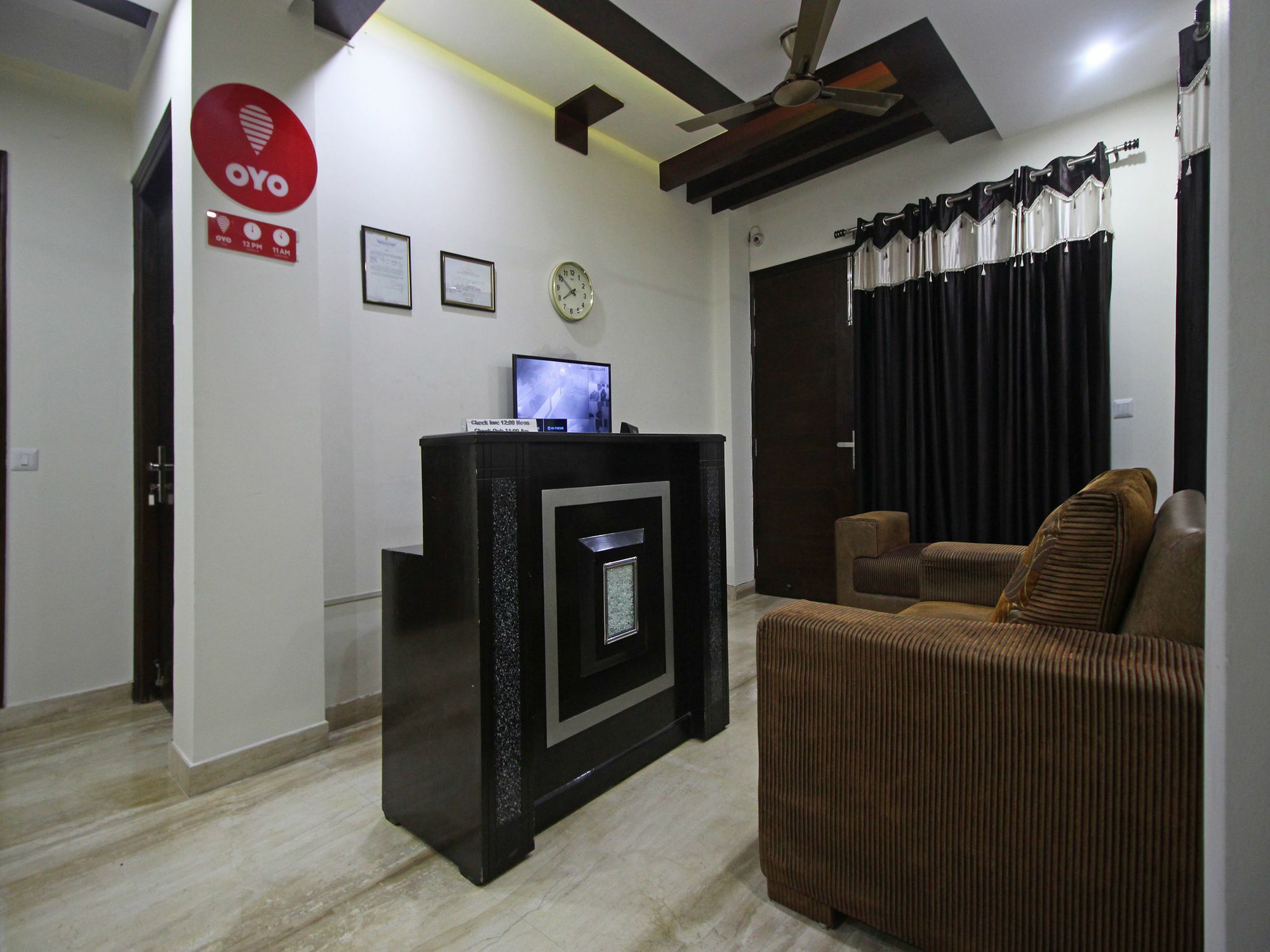 Fabhotel Mannat Residency Sec 52 Γκουργκάον Εξωτερικό φωτογραφία