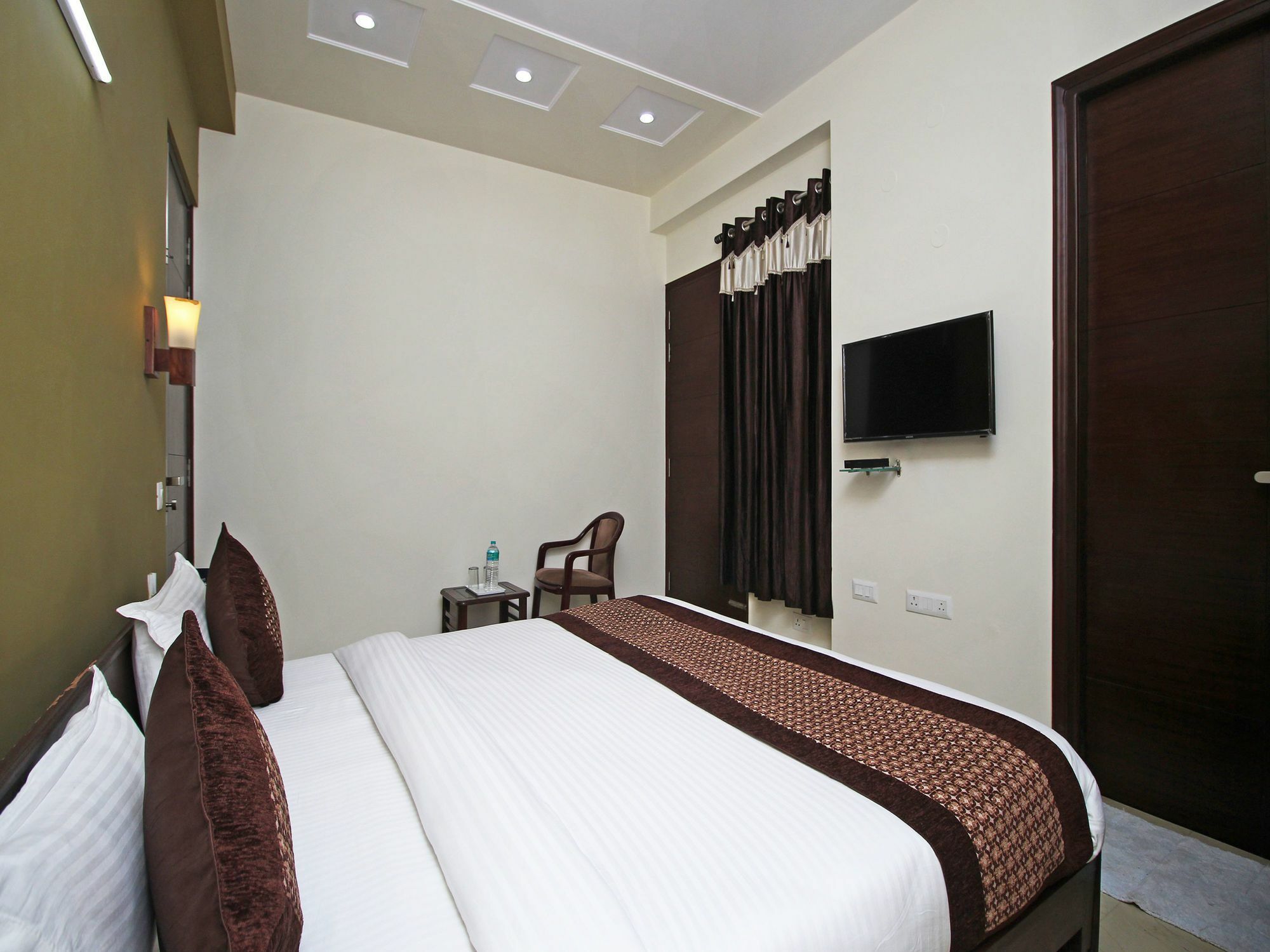 Fabhotel Mannat Residency Sec 52 Γκουργκάον Εξωτερικό φωτογραφία